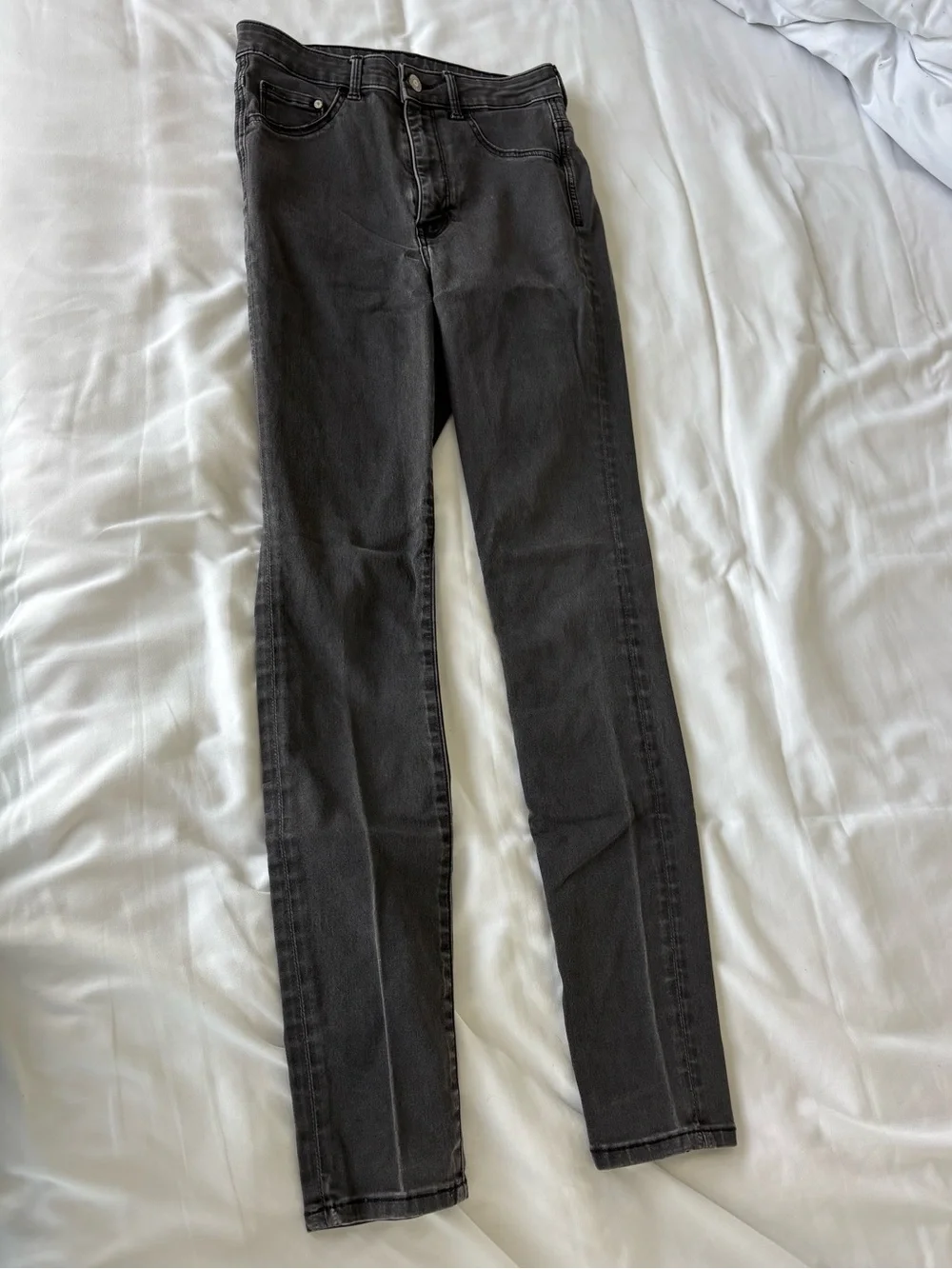 H&M Women’s Dark Gray Skinny Jeggings